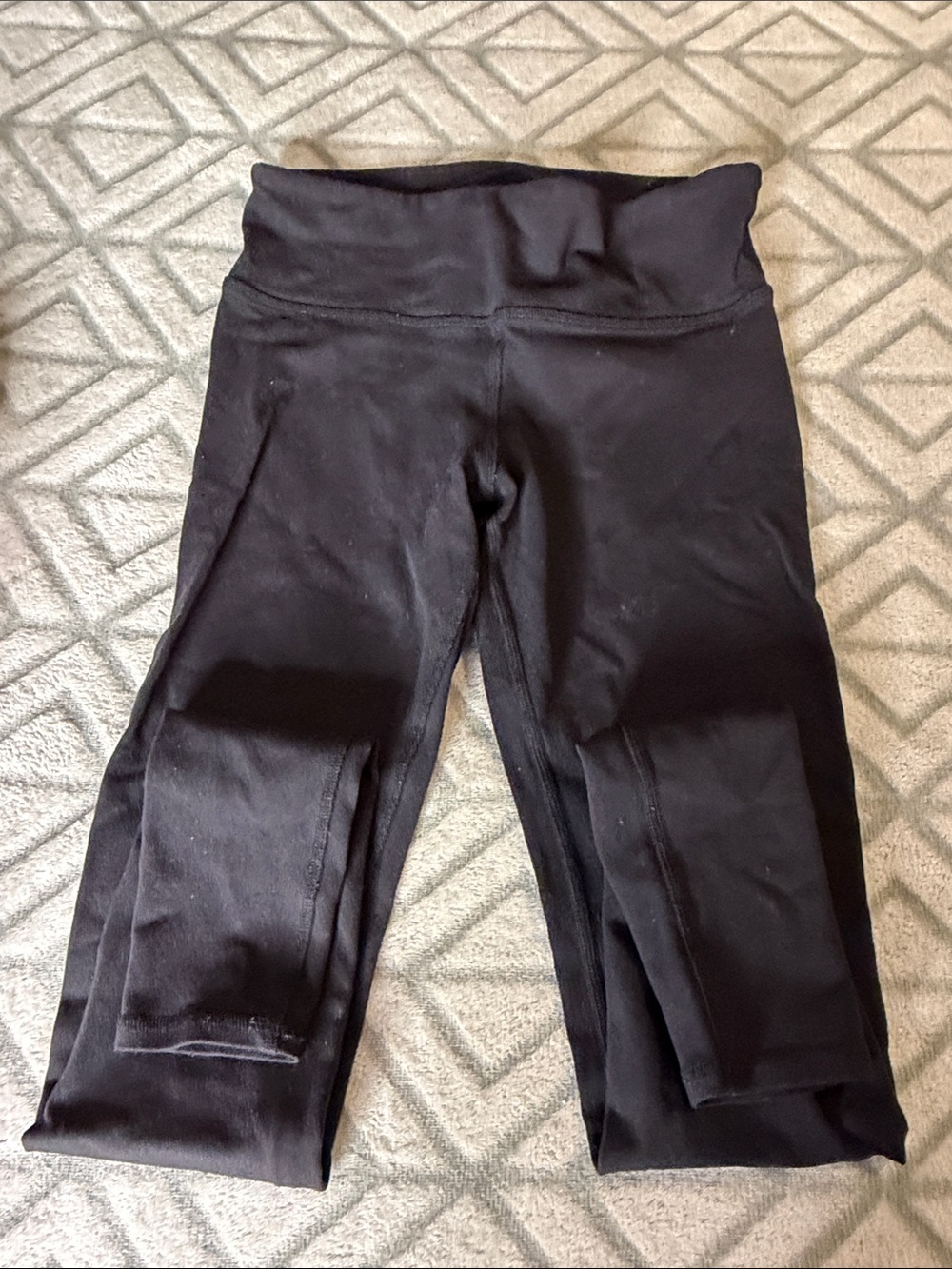 ALO Yoga women Black Stretch Performance Leggings - Picture 3 of 4